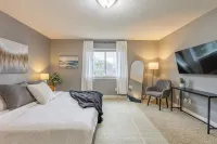 Maple Suite Retreat: Arcade • Ping Pong • HomeGym • Toys • Pool • Playgrounds