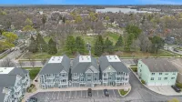 NEWLY remodeled Bay View condo downtown TC - Boutique