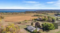 Panoramic Lake View Retreat with Firepit! Centrally Located on Wine Trail!