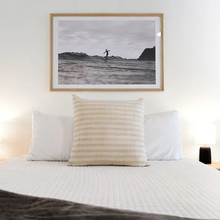 Low Tide: Surf APT, Clean & Cozy, Walk to Beach, Lake & Park