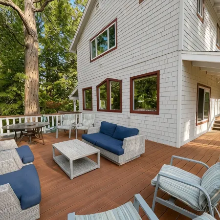 LAKEMONT PINES • Big Family Home • AC • DOG + RV's