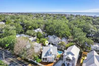St Simons Coolest Dog Friendly Beach Bungalow with Private Heated Pool/Hot Tub! - Jacuzzi