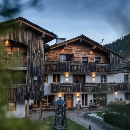Sportony Mountain Lodges