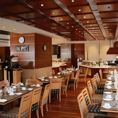 Park Lane Hotel