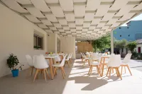 Grand TheoNi Boutique Hotel & Spa - Breakfast