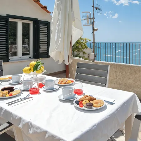Topfloor flat with Terrace & spectacular View
