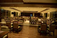 Ramada by Wyndham Gandhidham Shinay - Frühstück