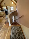 Centrally located, Quiet Neighborhood, 3 Minute Walk to Restaurants and Shops ✨ - 3-Star