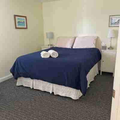 Quiet resort condo close to Goose Rocks beach Rooms