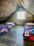 Knotty Squirrel Unit 2 King Suite with Ladder Loft - Balkon