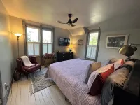 Gatsby Style Fall Oasis Near Saugatuck, Shops, Wineries, Restaurants, Orchards! - Boutique