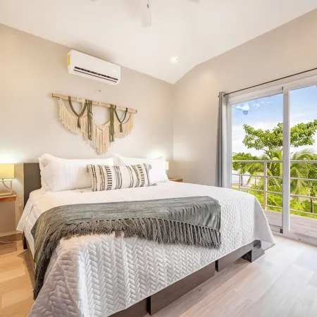 Newly Remodeled Beachfront Home!