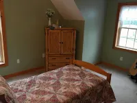Large Finger Lakes Getaway - 5 BR with Bath Access! Hotels in Naples