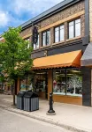 Two Bedroom Loft in Fernie's Historic Downtown - Wifi
