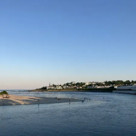 Ogunquit Oceanfront Condo, stunning views private balcony 1BR/1BA steps to town