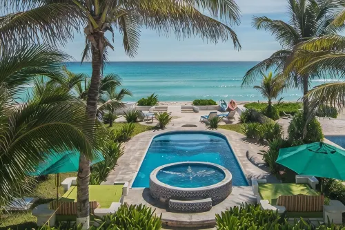Hacienda del Secreto-Villa Tortuga, Secluded Beach Front Private Pool + Jacuzzi! -  Ferienhäuser