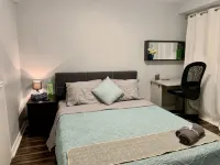 Private Cozy 1 Bedroom Apartment!!! Dedicated Wok Desk and Free Parking. - Wifi