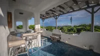 La Casona Blanca Location Location