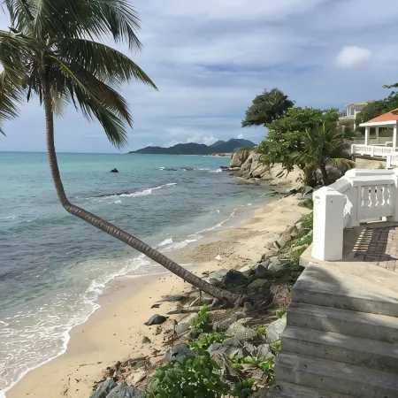 Best Location, Caribbean views, Off street parking, walk everywhere.
