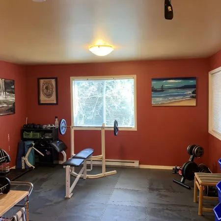 Hilltop Retreat | Private Hot Tub • Pet-Friendly • Secluded 2Br Escape