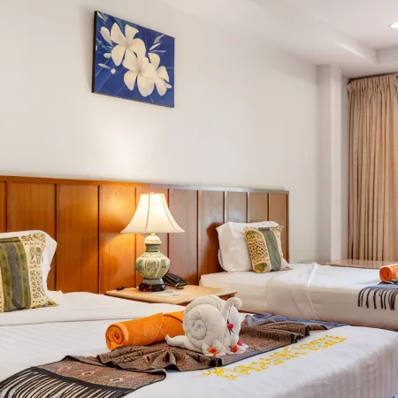 Sailom Resort Bangsaphan