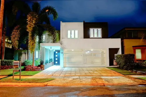 The Coral · Private Pool · 4Br Gated Community · Isla Verde, PR - 4-Sterne