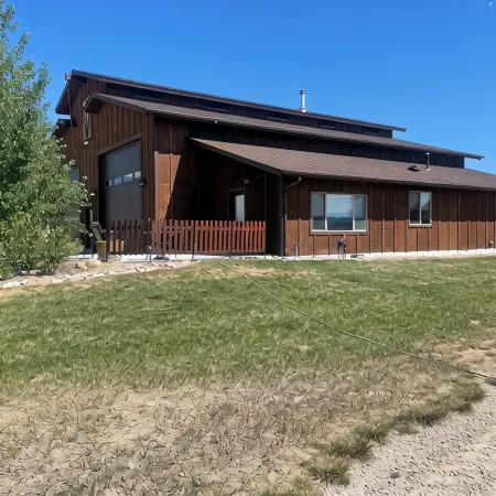 Apartment on Private Small Ranch - Sapphire Mtns