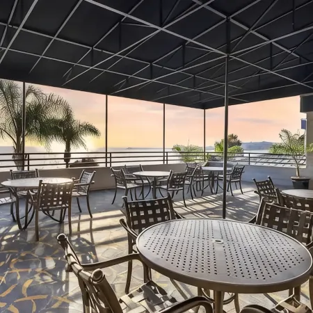 Hilton Vacation Club Riviera Beach & Shores