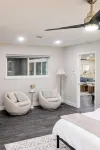 Modern & Serene Home in Midland - Fast WiFi, King Beds, RO, Gazebo, & Firepit - 4-Star