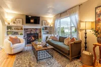 Delightful Downtown Retreat in the Willamette Wine Country - Wifi