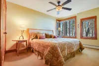 Beautiful Craftsman Style Lake Home - Chalets