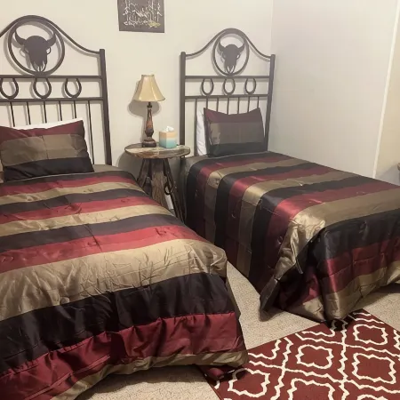 Pioneer Mountain Cabins - Cabin 4