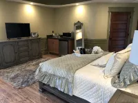 Guest Quarters at the Inn - 103 - Balkoner