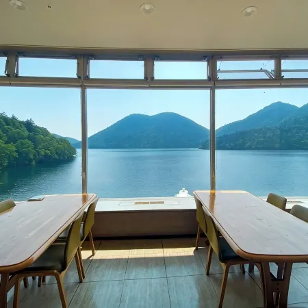 Shikaribetsu Lakeside Onsen Hotel Fusui