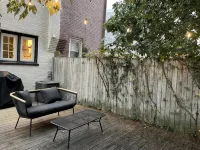 Row-home 3min drive to Central Market,Office,Patio w/ Fire Pit, Artistic Accents - 4-Star
