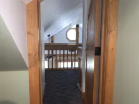 Avalon Guest Lodge 3102 House. 2 Baths, 2 Living Rooms. Sleeps 9 - 4-Star