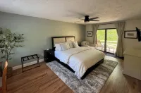 Valleys Chalet - Harbor Springs/Petoskey Condo - Wifi