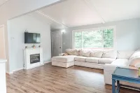 Northwoods Country Getaway! 40 acres to play and enjoy! No Cleaning Fee!! - Wifi