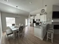 Newly Constructed Spacious 4-bed 2-bath house in Wolfforth - 4-Star