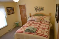 Spacious family home just waiting for you & yours to begin your next adventures - Homestays