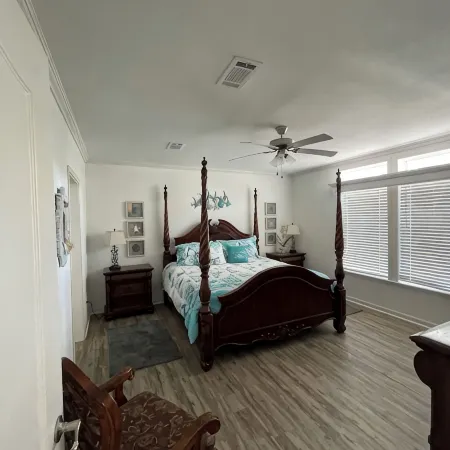 Lily Pad 3 bedrooms and 2 baths