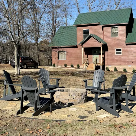 Relax and Unwind on the Caddo River in Beautiful Arkansas! Book Now!
