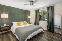 Chateau Balboa! Heated Pool/BBQ/Family Friendly - สระว่ายน้ำส่วนตัว