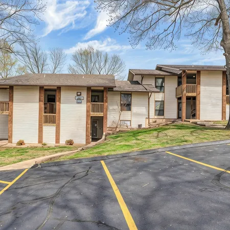 Golf Front Condo, INDOOR POOL, Pointe Royale Resort, Branson, Amenities Galore!
