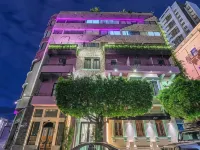 Anoor Studios & Apartments in Gemmayze Hotels near Sursock Museum
