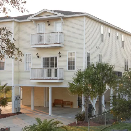 Spring Discount 10% 5 Br/5.5BA-1Blk from Beach/Marsh/Dock/Pvt Pool/Pet Friendly