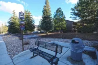 Beautiful Studio Just Minutes To Ski Resorts & Downtown - 2-نجوم