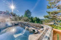 SPA Home! Hot Tub & Sauna, OCEAN View , AC+ EV Charger, Wheelchair Lift. - Alphydda