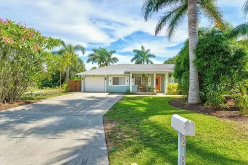 Pineapple House - Near Beaches - Private South Facing Pool & Hot Tub - Walkable - 프라이빗 풀