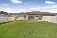 Comfortable New Home in Broadmoor Subdivision - 3-Sterne